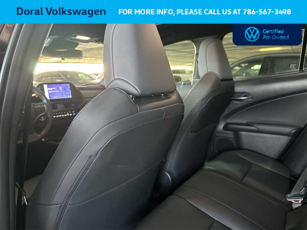 Thumbnail: 2024 Lexus UX - 22