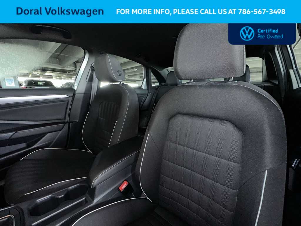 Thumbnail: 2023 Volkswagen Jetta - 13