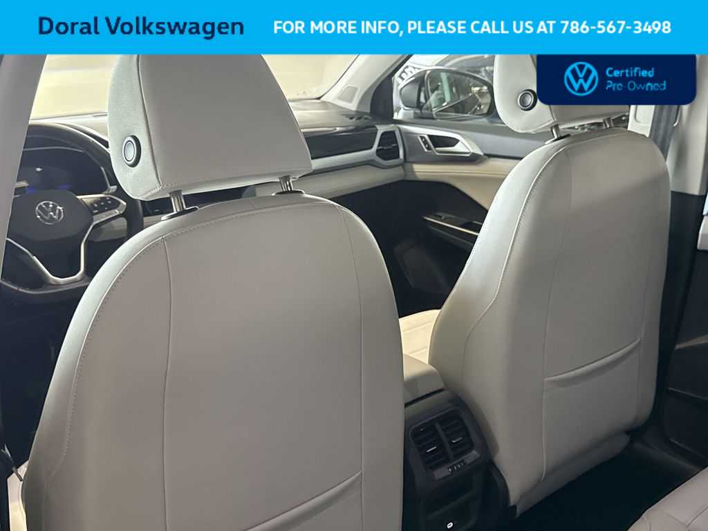 Thumbnail: 2025 Volkswagen Taos - 23