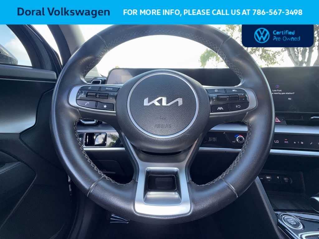 Thumbnail: 2023 Kia Sportage - 15