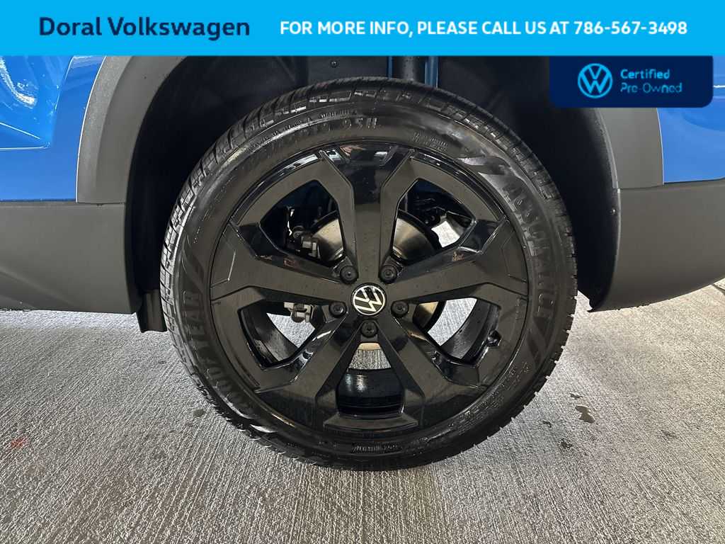 Thumbnail: 2025 Volkswagen Taos - 11