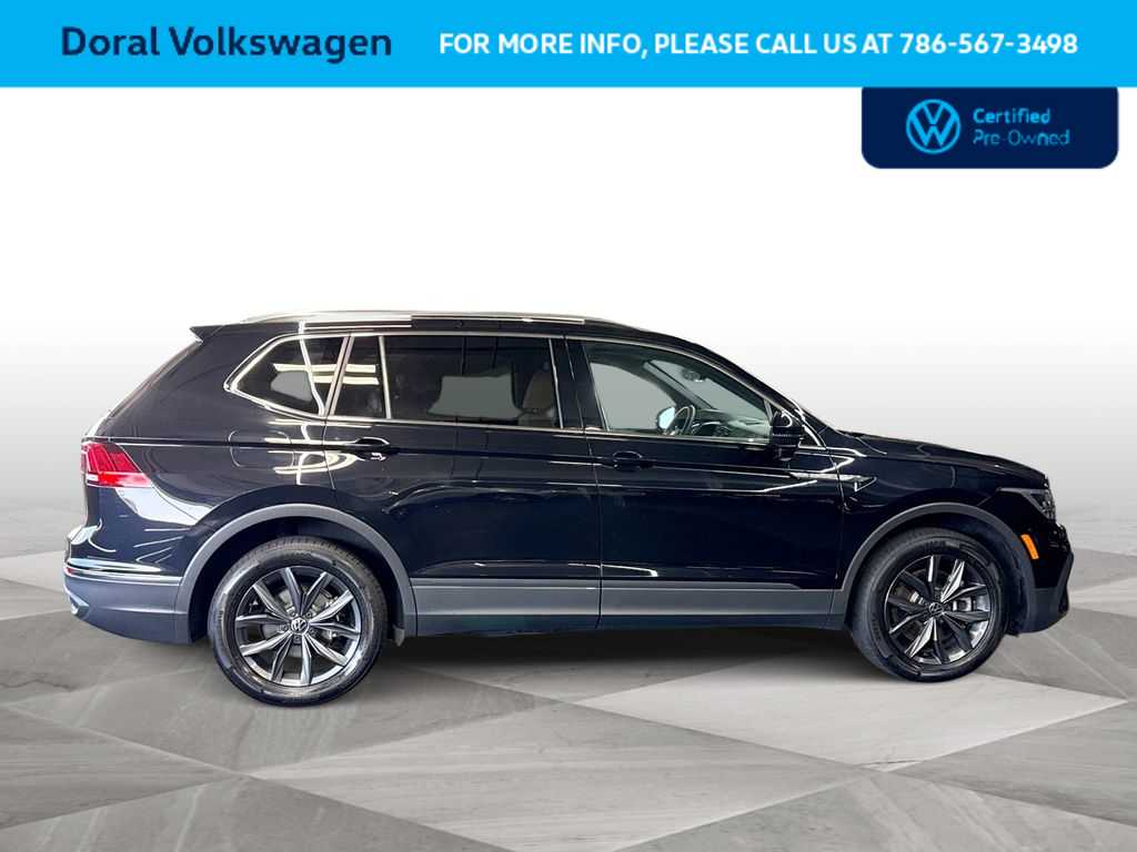 Thumbnail: 2023 Volkswagen Tiguan - 9