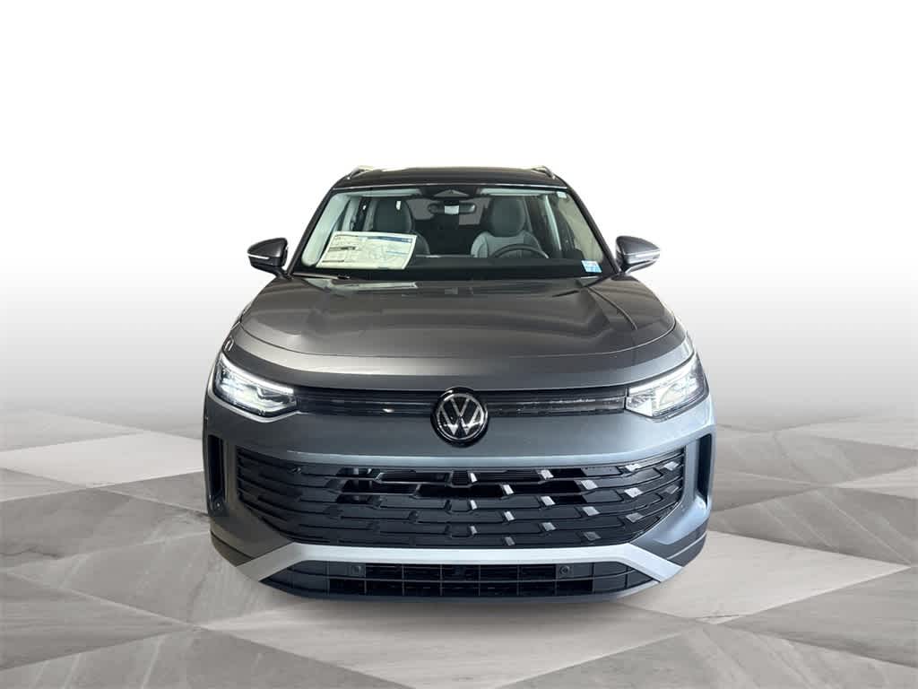 Thumbnail: 2025 Volkswagen Tiguan - 3