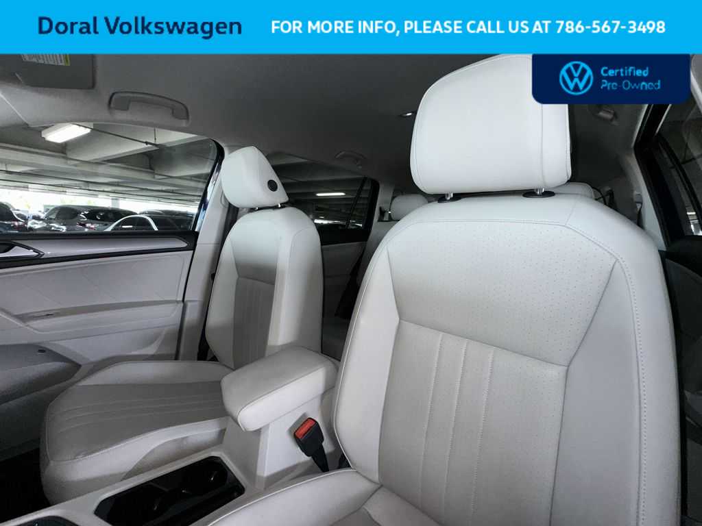 Thumbnail: 2023 Volkswagen Tiguan - 14