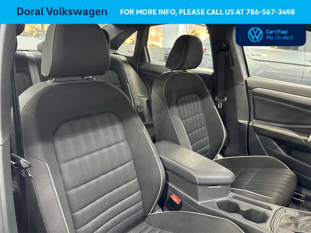 Thumbnail: 2024 Volkswagen Jetta - 27