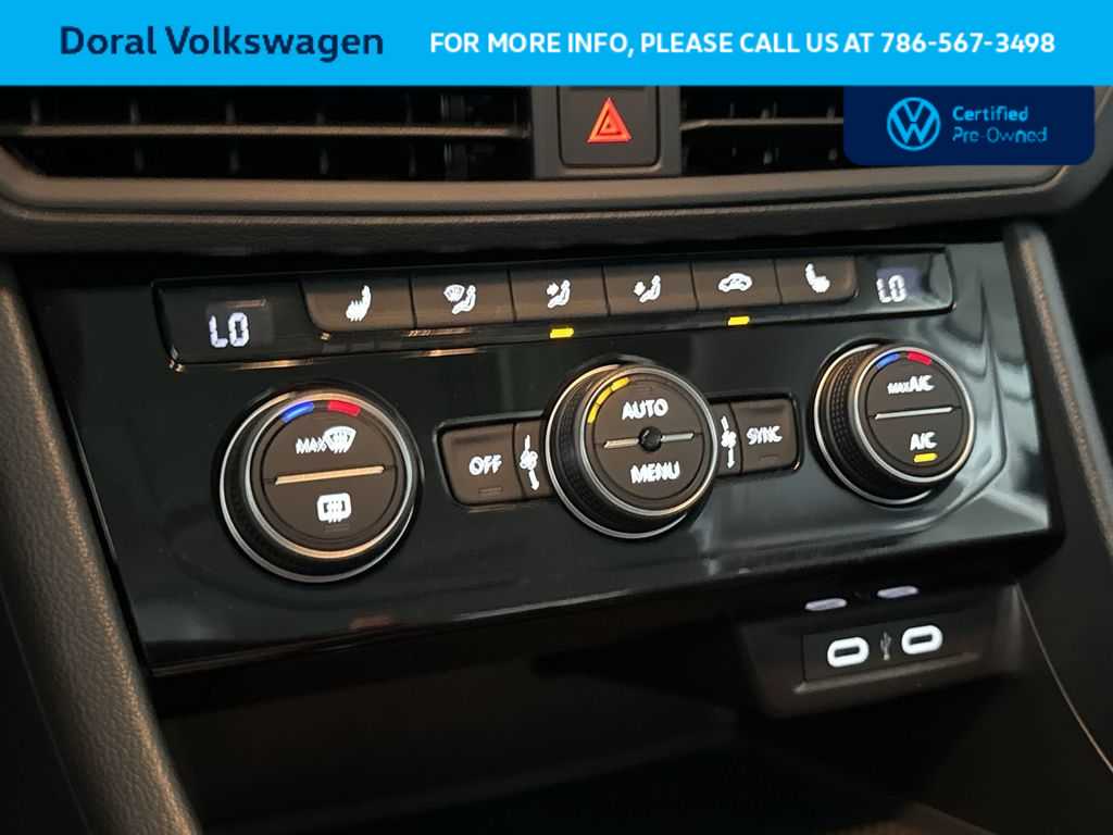 Thumbnail: 2023 Volkswagen Jetta - 20
