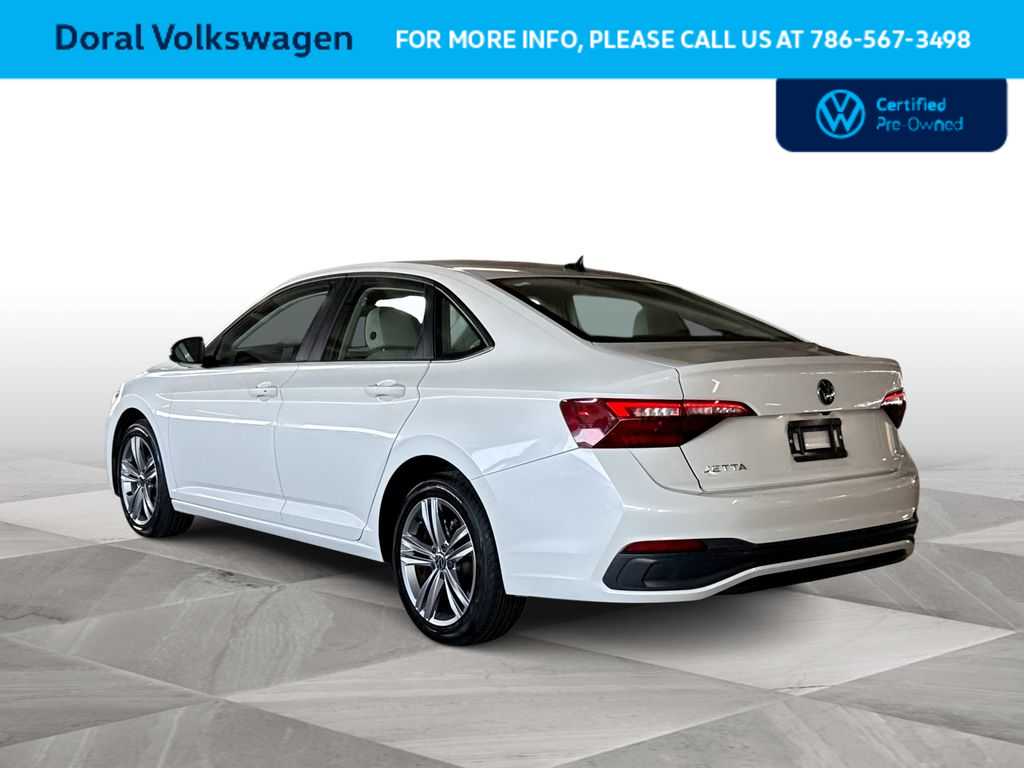 Thumbnail: 2024 Volkswagen Jetta - 6