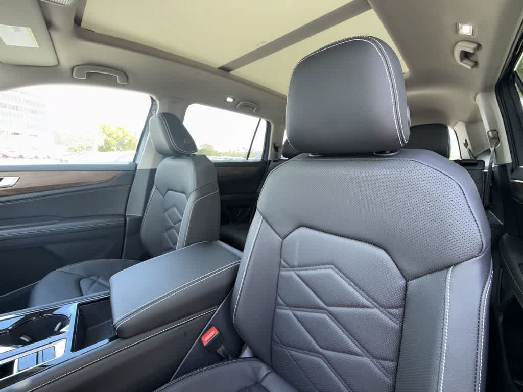 Thumbnail: 2026 Volkswagen Atlas - 14