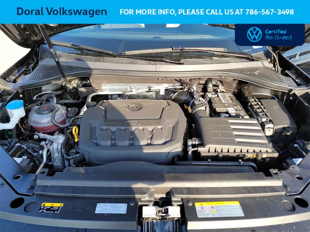 Thumbnail: 2023 Volkswagen Tiguan - 18