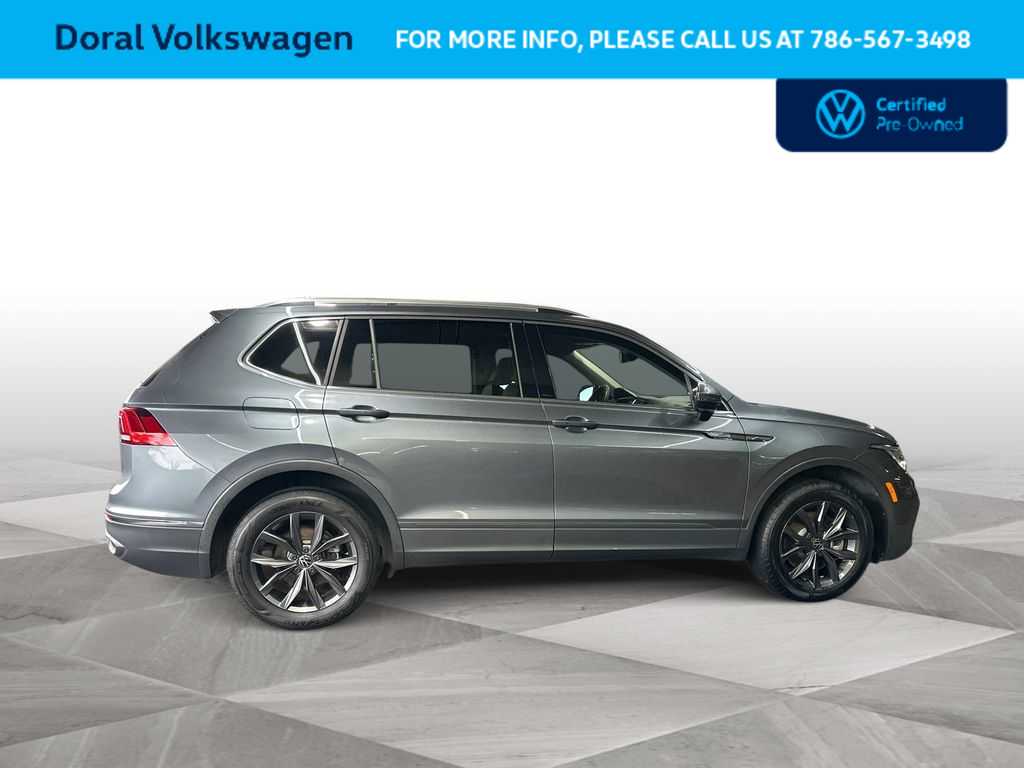 Thumbnail: 2023 Volkswagen Tiguan - 9