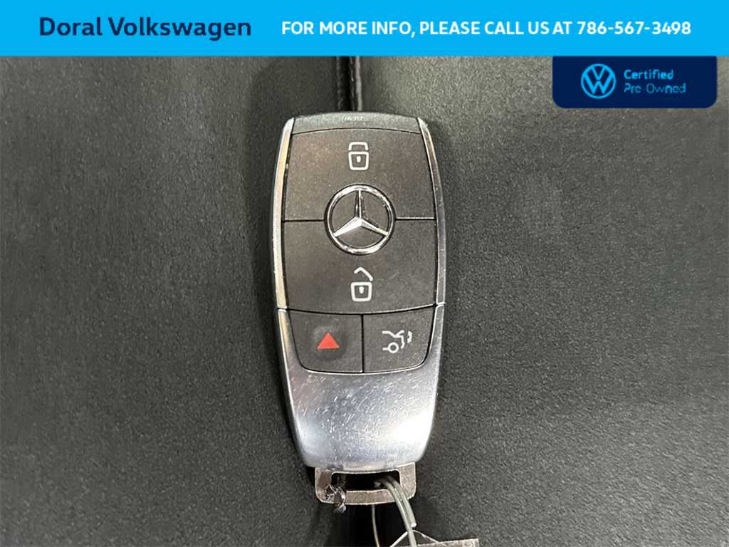 Thumbnail: 2024 Mercedes-Benz GLB - 28