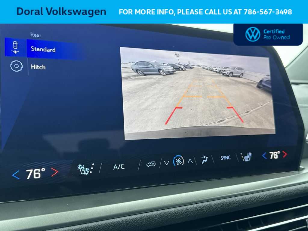 Thumbnail: 2025 Chevrolet Traverse - 19