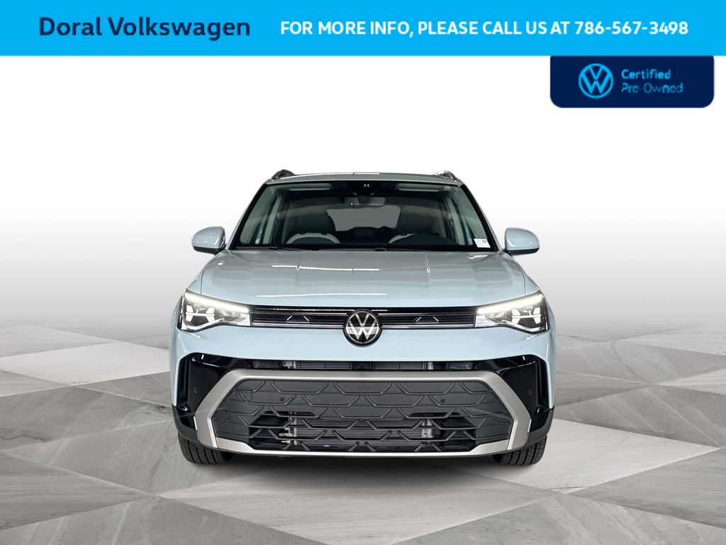 Thumbnail: 2025 Volkswagen Taos - 3