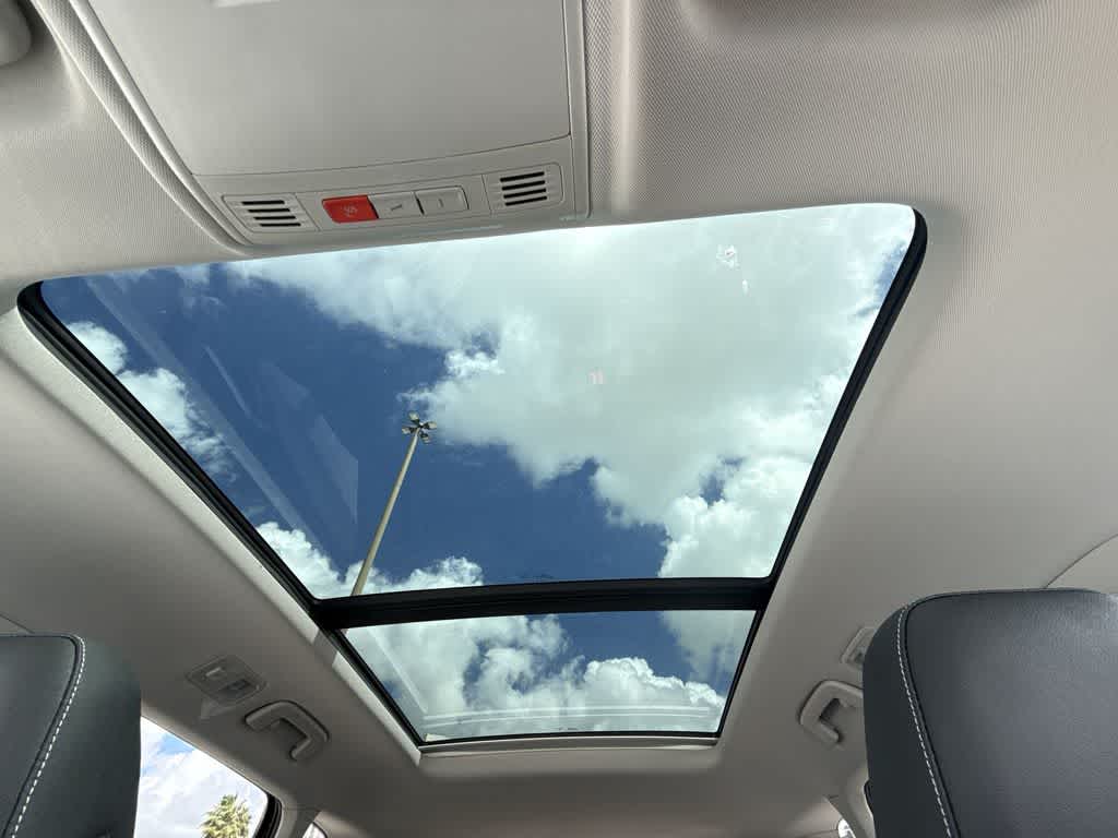 Thumbnail: 2026 Volkswagen Taos - 17