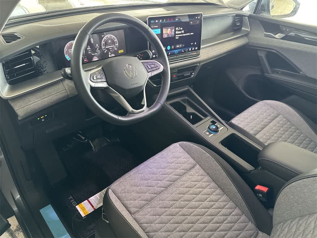 Thumbnail: 2026 Volkswagen Tiguan - 13