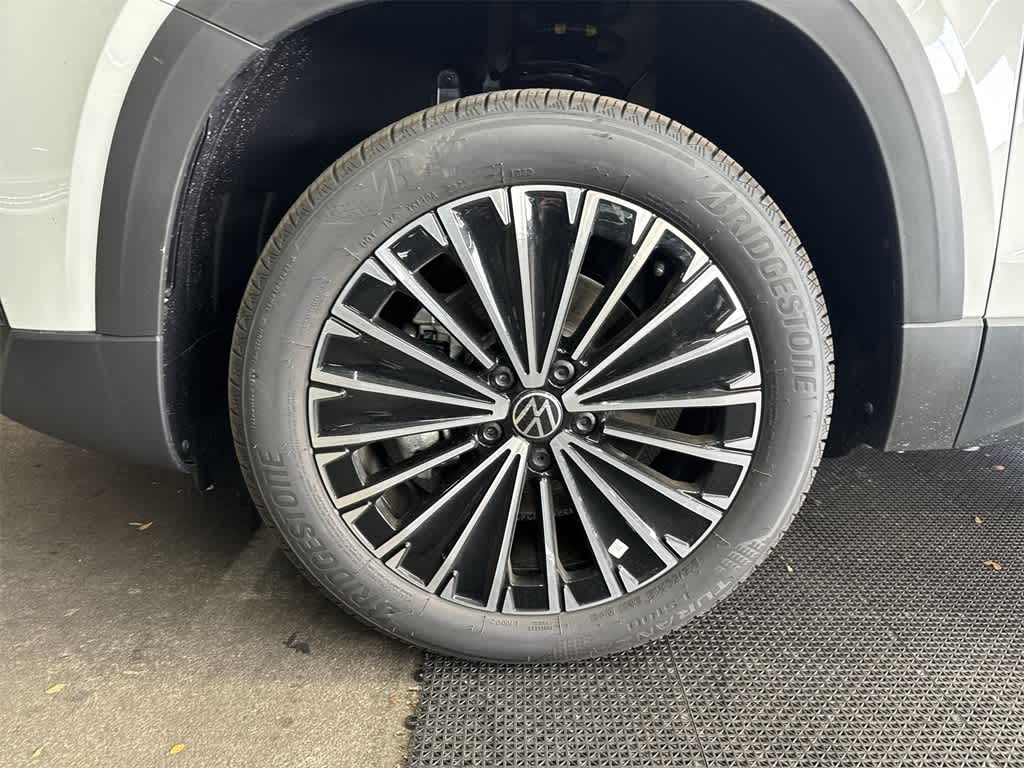 Thumbnail: 2026 Volkswagen Taos - 10