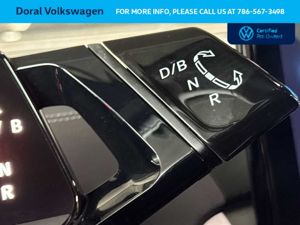 Thumbnail: 2023 Volkswagen ID.4 - 21