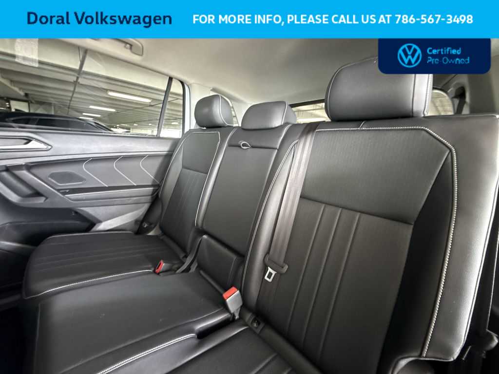Thumbnail: 2022 Volkswagen Tiguan - 22