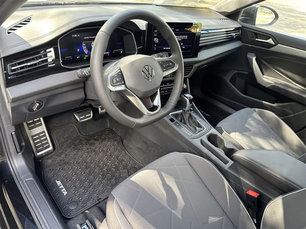 Thumbnail: 2025 Volkswagen Jetta - 13