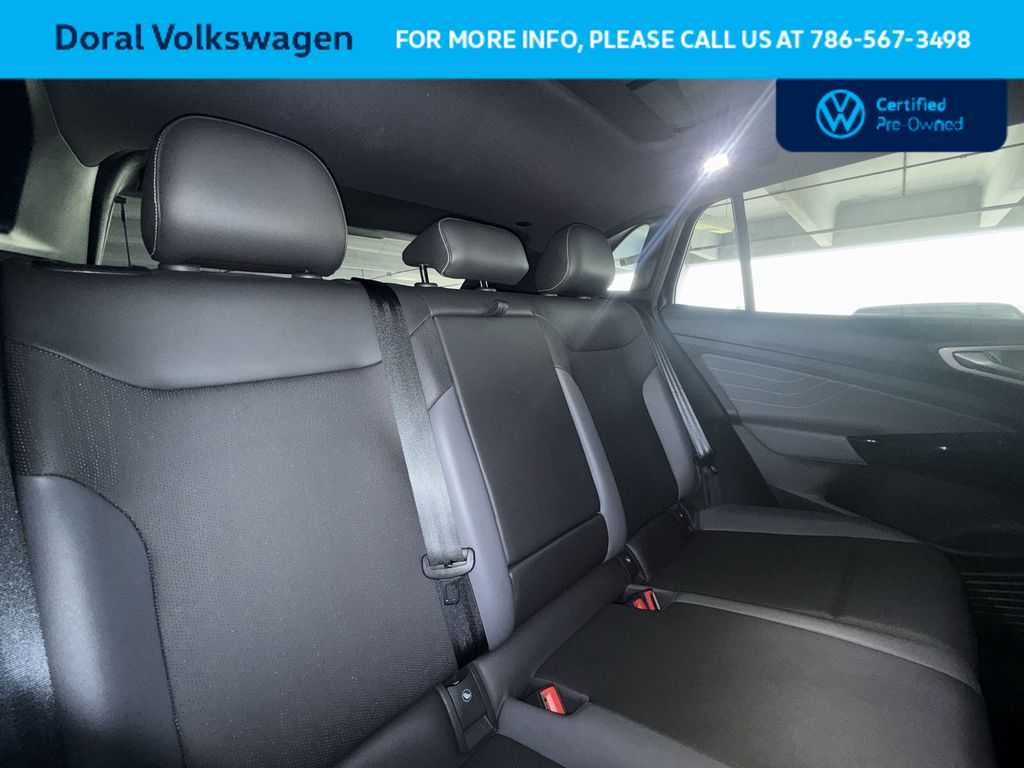 Thumbnail: 2023 Volkswagen ID.4 - 26