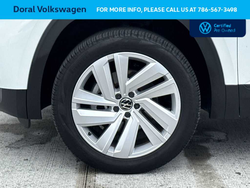 Thumbnail: 2023 Volkswagen Atlas - 11