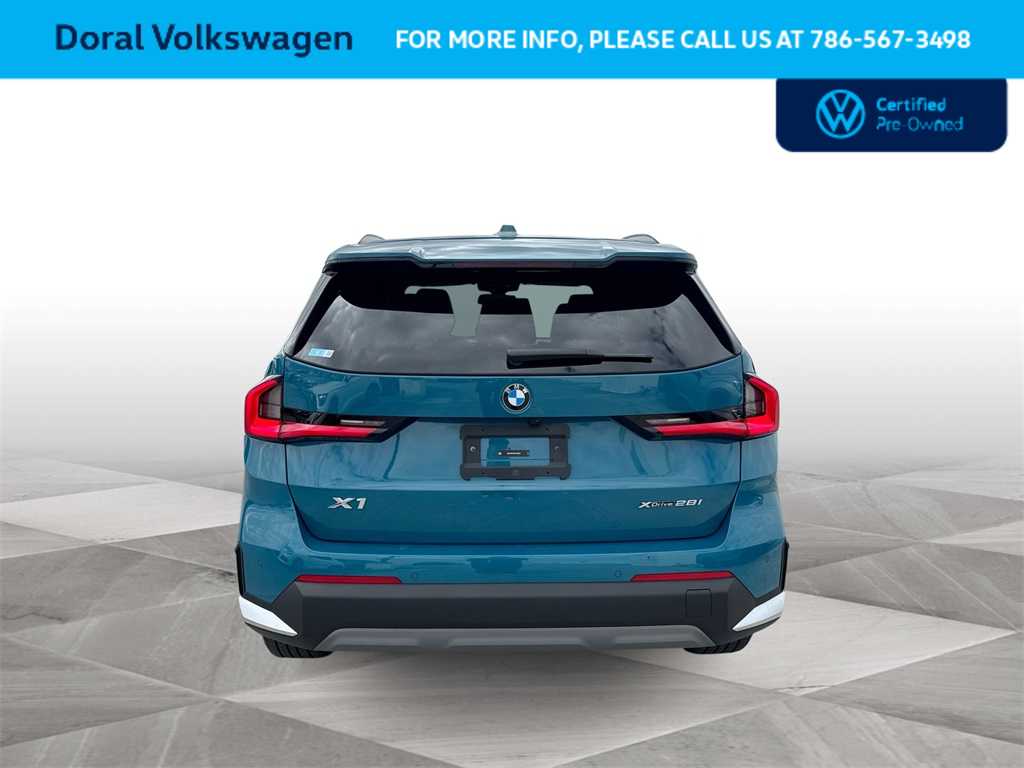 Thumbnail: 2023 BMW X1 - 7