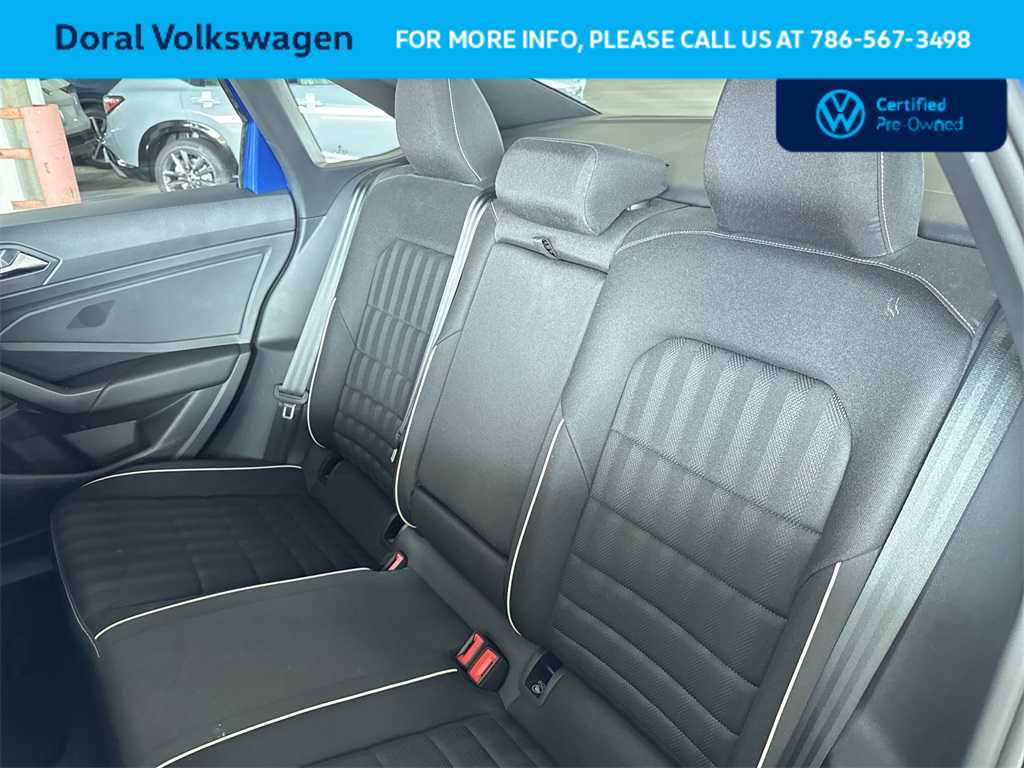 Thumbnail: 2024 Volkswagen Jetta - 22