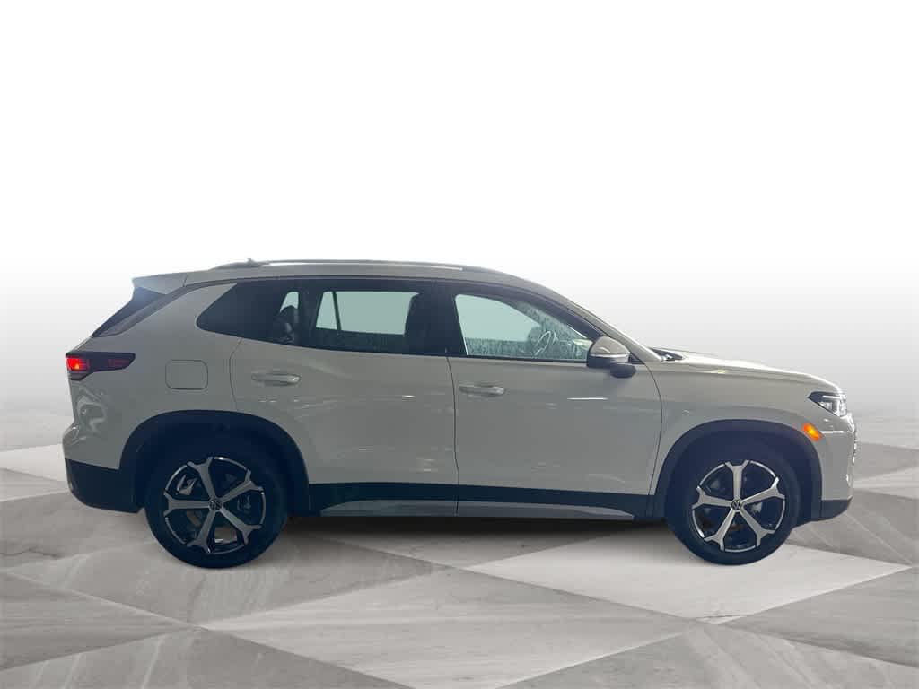 Thumbnail: 2026 Volkswagen Tiguan - 9