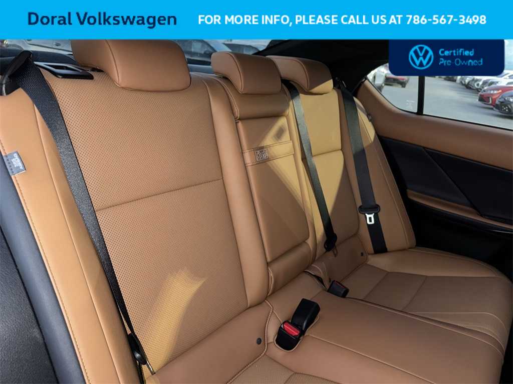 Thumbnail: 2024 Lexus IS - 26