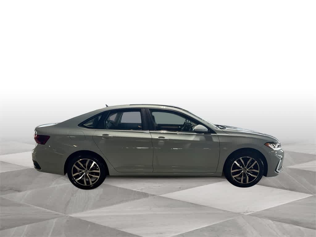 Thumbnail: 2025 Volkswagen Jetta - 8