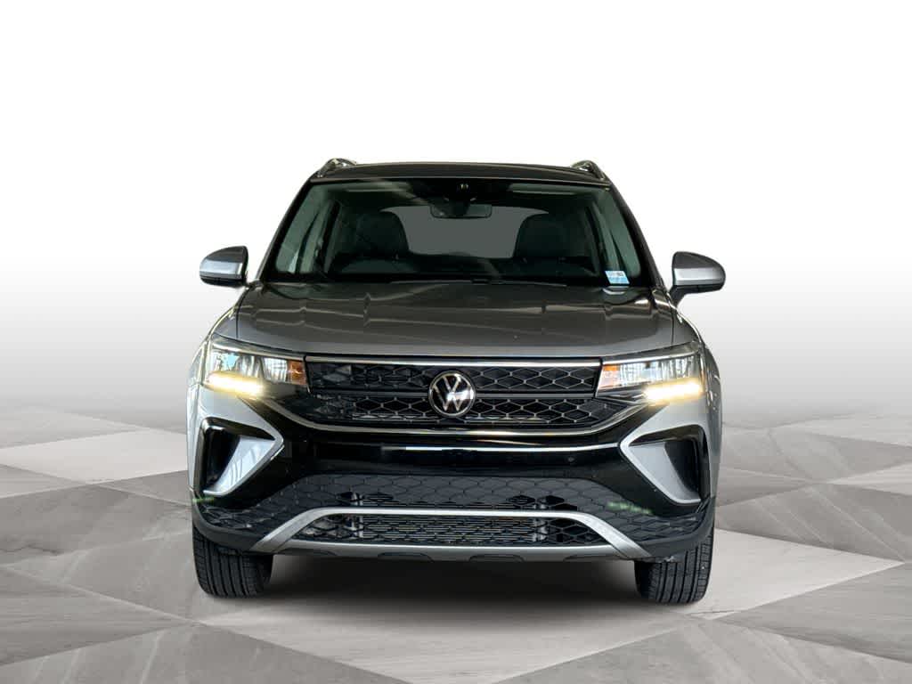 Thumbnail: 2024 Volkswagen Taos - 3