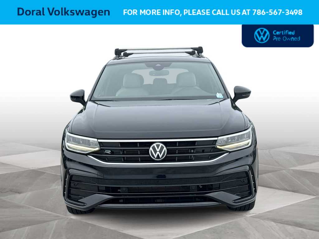 Thumbnail: 2023 Volkswagen Tiguan - 3