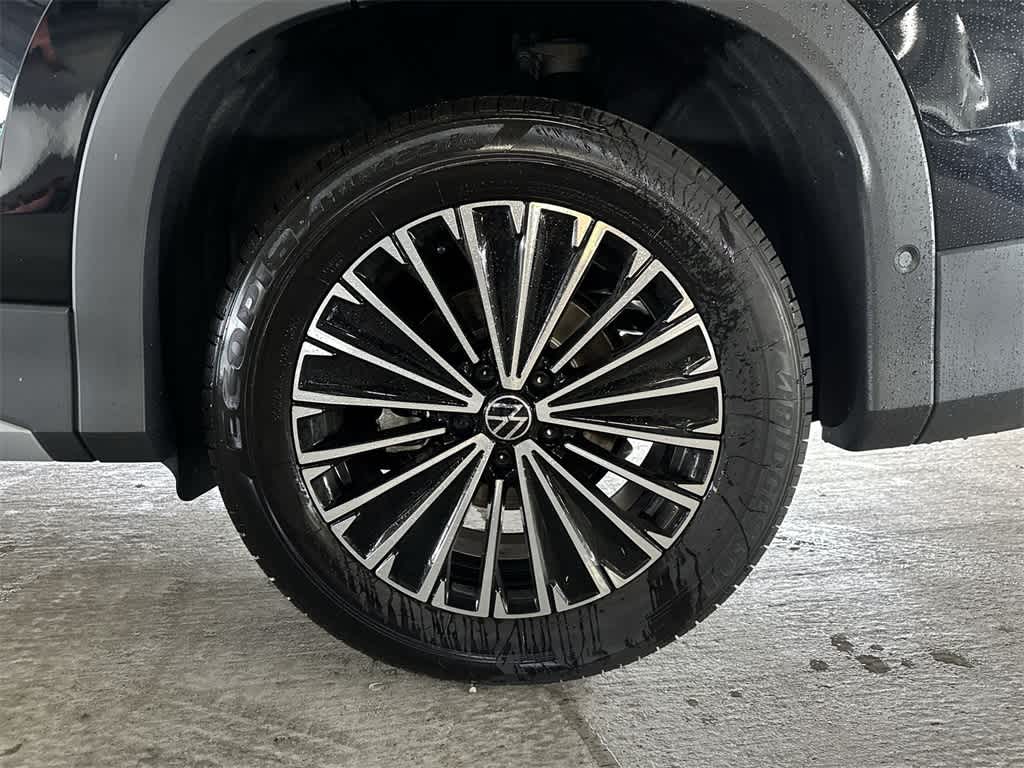 Thumbnail: 2026 Volkswagen Tiguan - 10