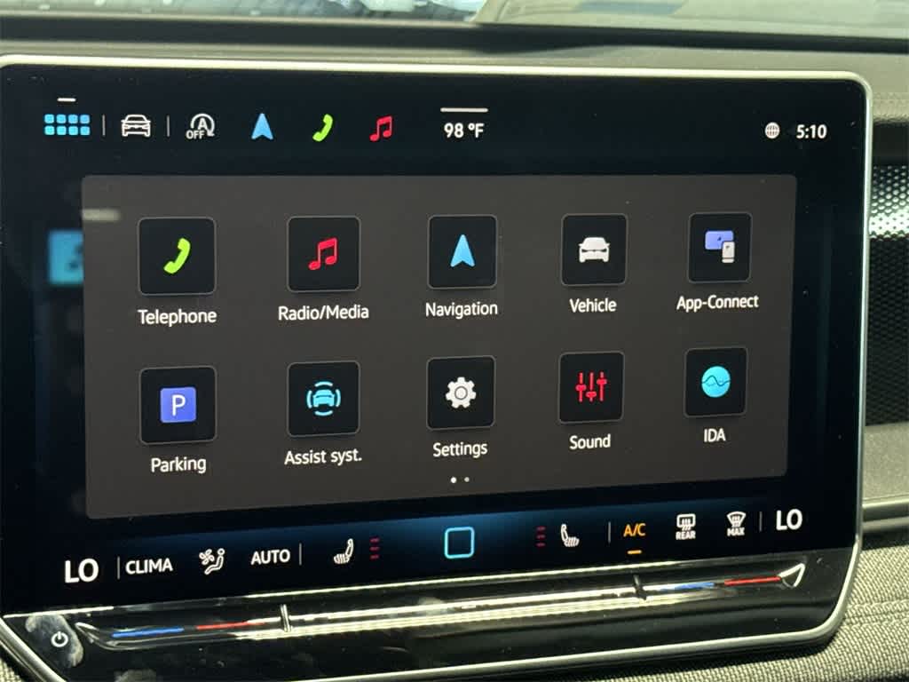Thumbnail: 2025 Volkswagen Tiguan - 18