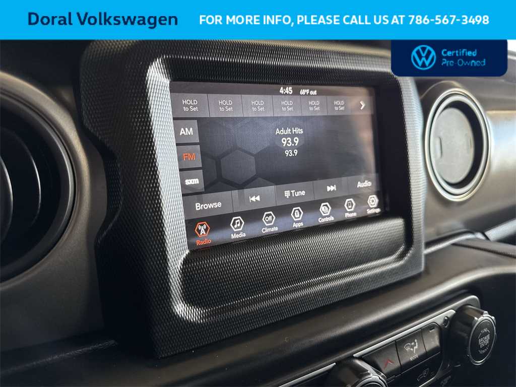 Thumbnail: 2022 Jeep Wrangler - 18