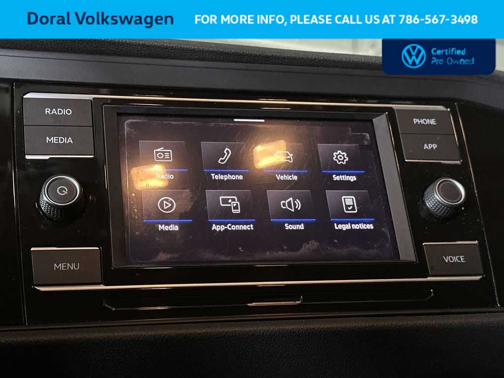 Thumbnail: 2023 Volkswagen Jetta - 18