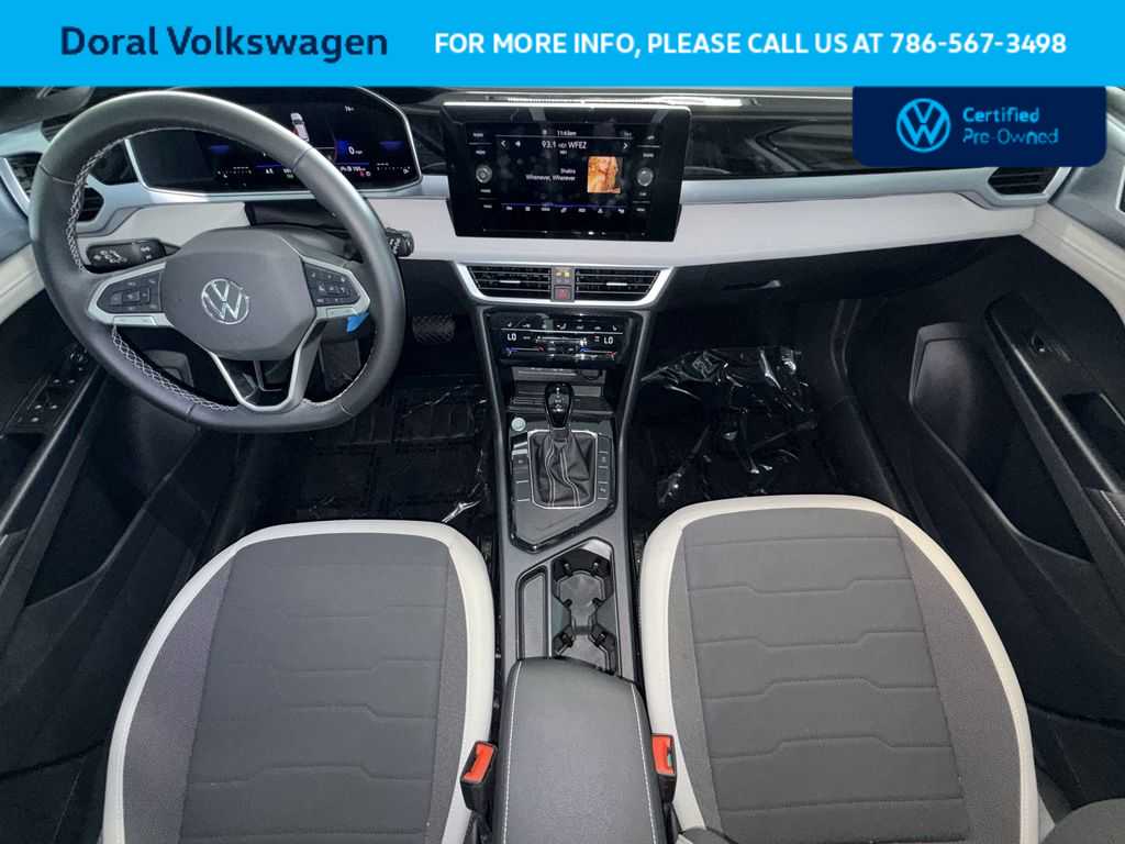 Thumbnail: 2025 Volkswagen Taos - 24