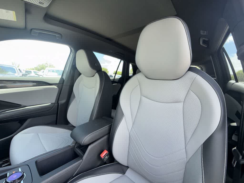 Thumbnail: 2026 Volkswagen Tiguan - 14