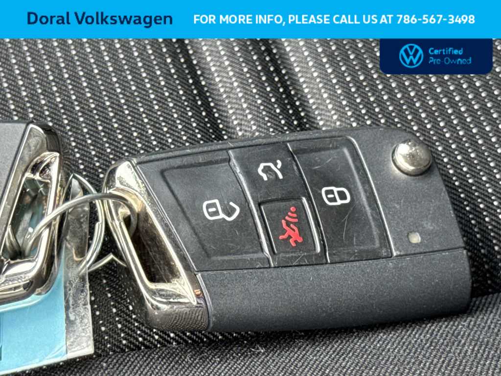 Thumbnail: 2024 Volkswagen Tiguan - 28