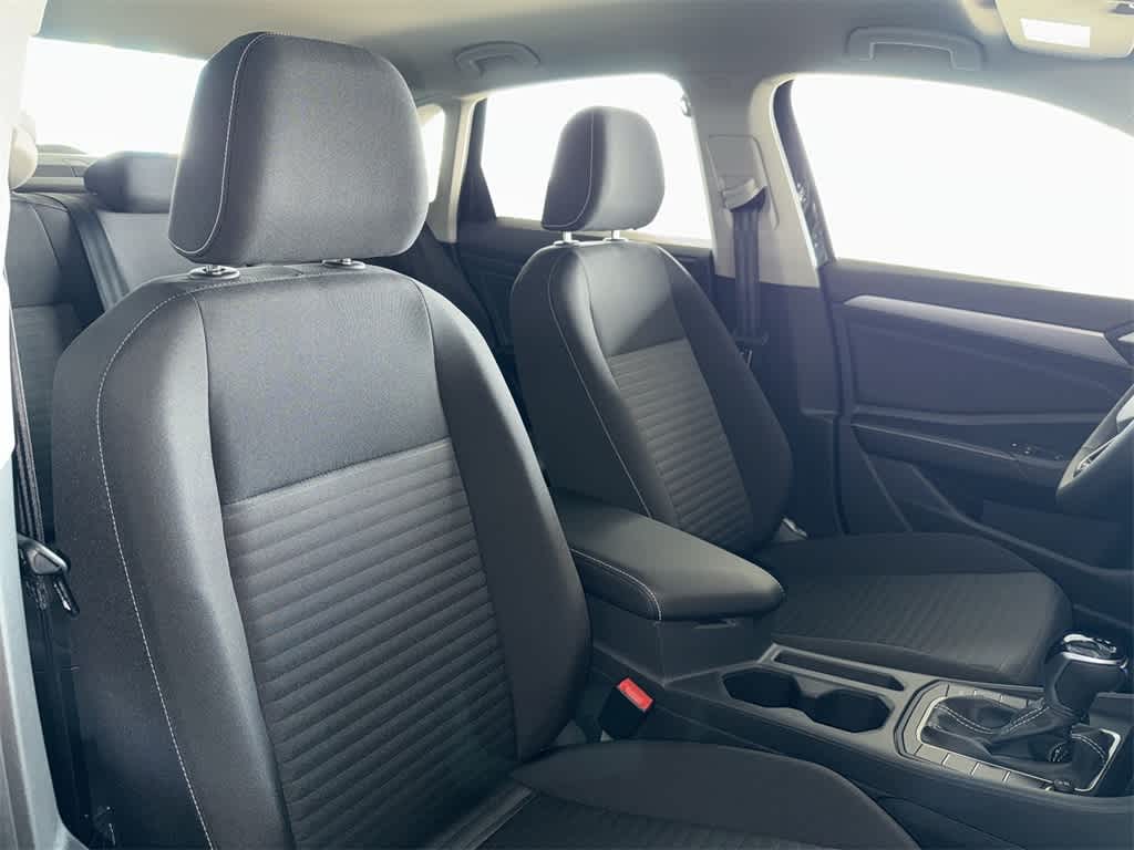 Thumbnail: 2026 Volkswagen Jetta - 27