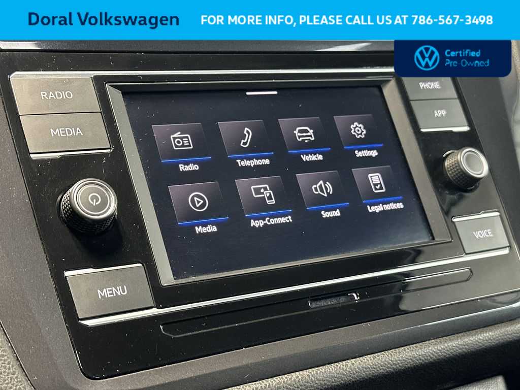 Thumbnail: 2024 Volkswagen Tiguan - 18