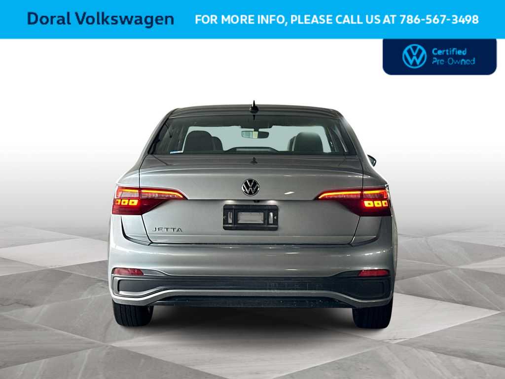 Thumbnail: 2023 Volkswagen Jetta - 6