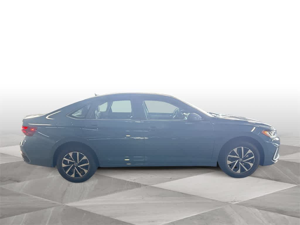 Thumbnail: 2025 Volkswagen Jetta - 9