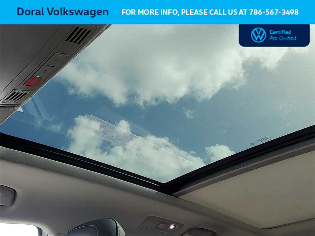 Thumbnail: 2021 Volkswagen Tiguan - 23