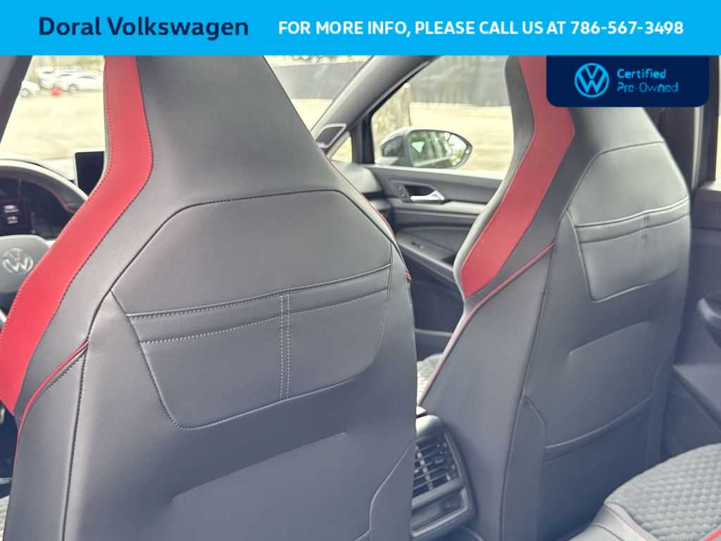 Thumbnail: 2025 Volkswagen Golf - 23