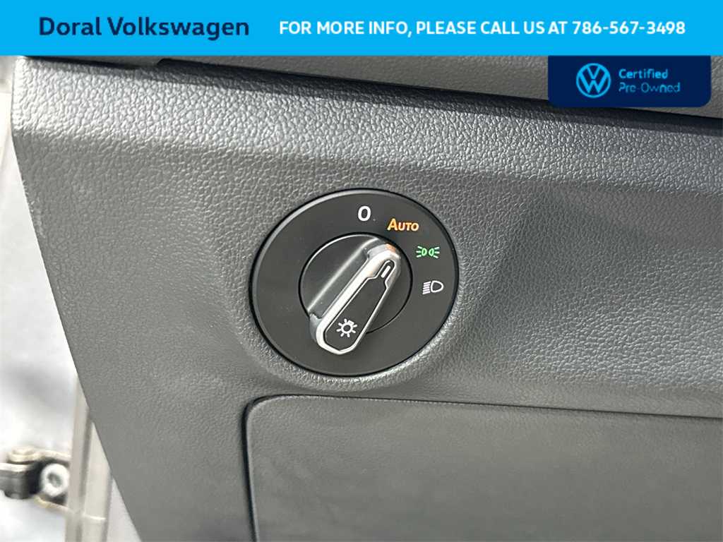 Thumbnail: 2024 Volkswagen Jetta - 17