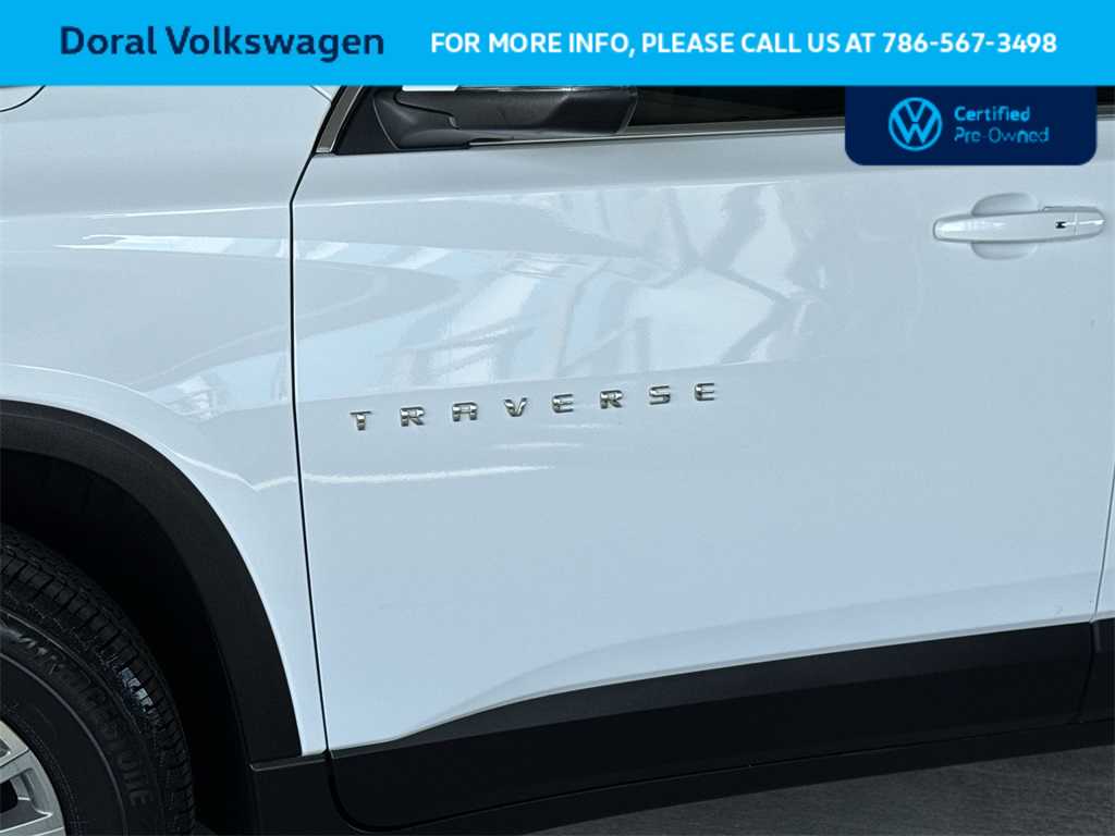 2023 Chevrolet Traverse LT 11