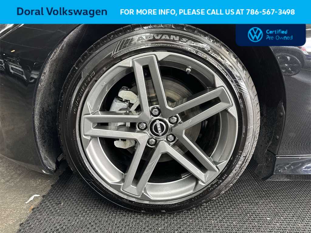 Thumbnail: 2024 Nissan Z - 10