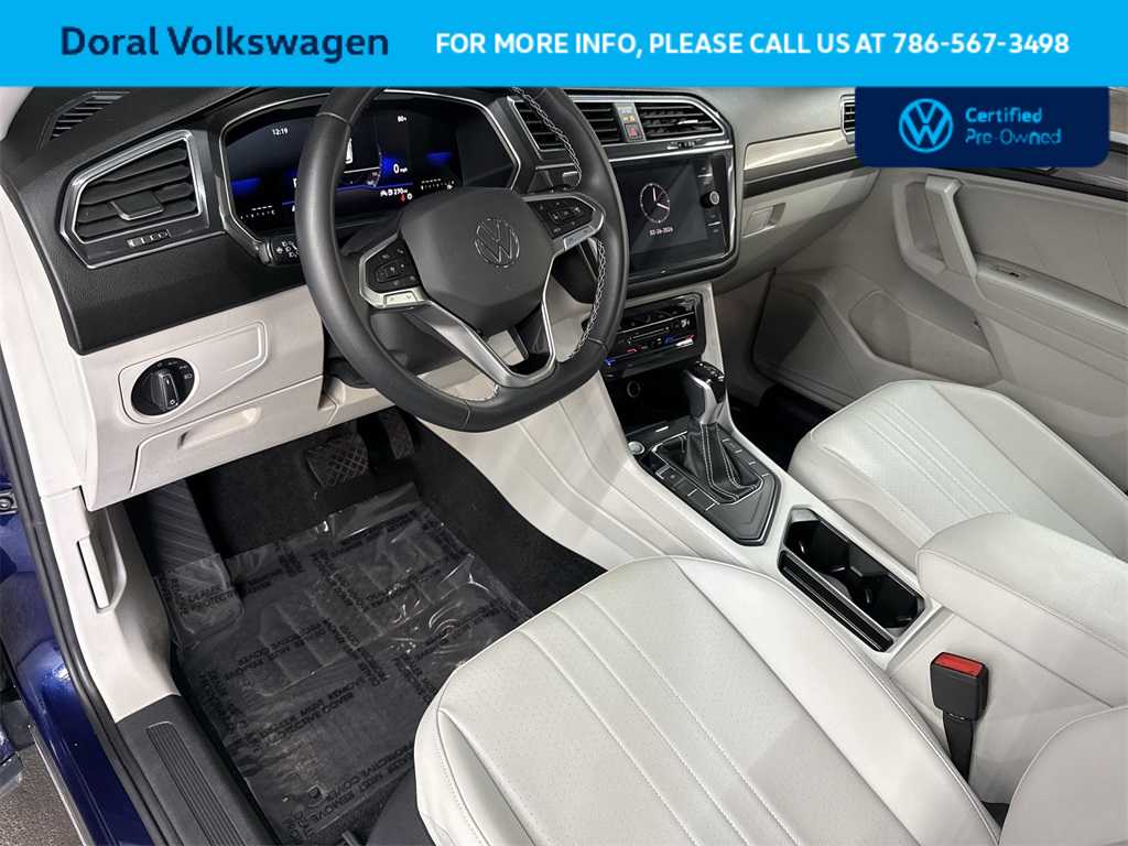 Thumbnail: 2023 Volkswagen Tiguan - 13