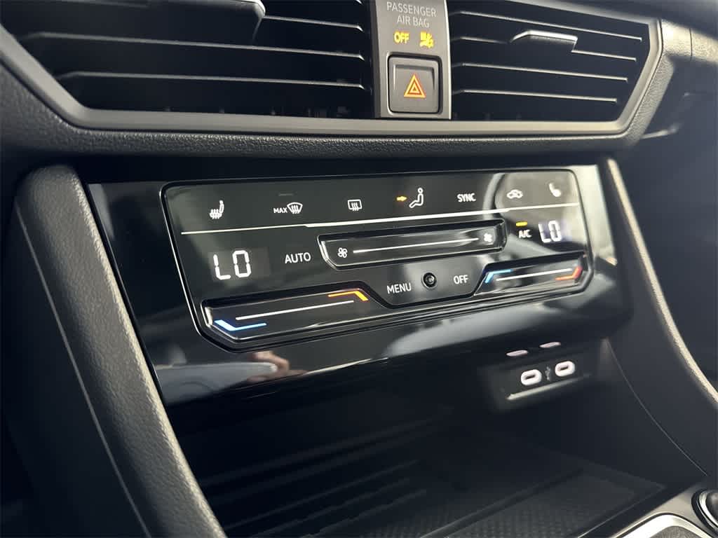 Thumbnail: 2025 Volkswagen Jetta - 20